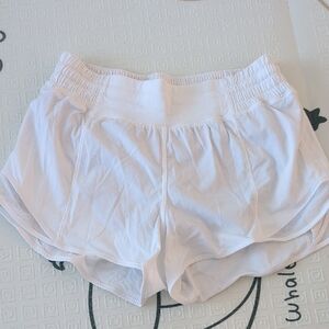 Lululemon Hotty Hot Shorts High Rise Size 4